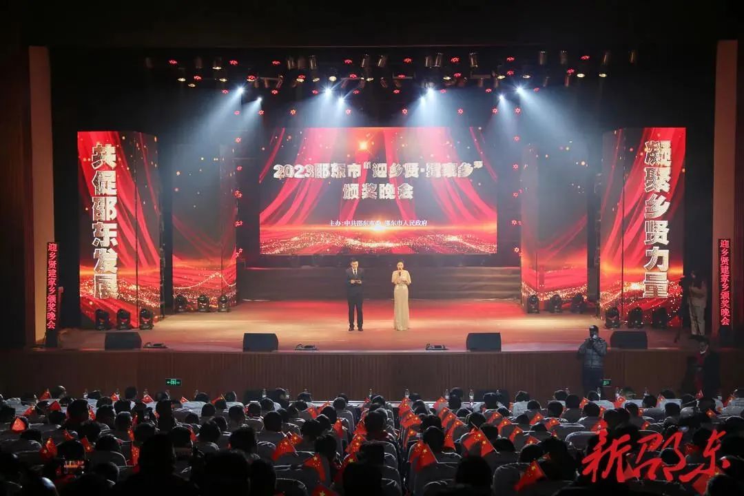 醇龙箱包--专业生产箱包18年